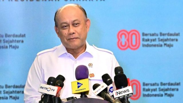 Prabowo Copot Dadan Hindayana dari Jabatan Kepala BGN