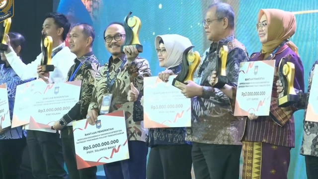 Sukses Tekan Pengangguran, Sejumlah Pemda di Sulawesi Diguyur Penghargaan dan Insentif Miliaran Rupiah